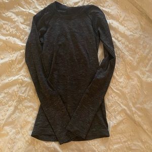 Lululemon swiftly tech long sleeve, size 2, dark grey
